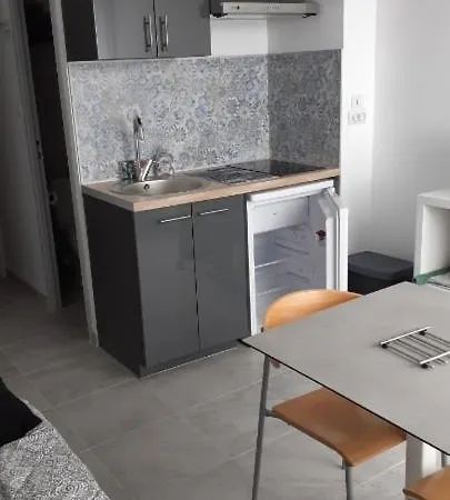 Апартаменты - Marina 4 - 17 Allee Des Pinons - 2-1 *